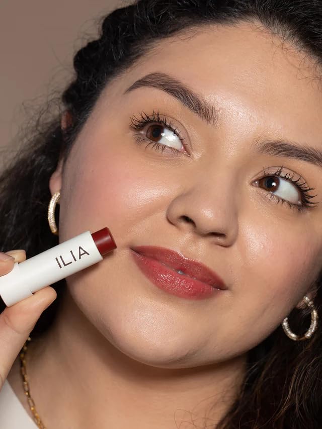 ILIA Balmy Tint Labial Aceite Rosa Mosqueta: nutre y suaviza labios