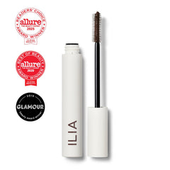 ILIA Limitless Lash Mascara: cepillo híbrido que separa pestañas sin grumos.