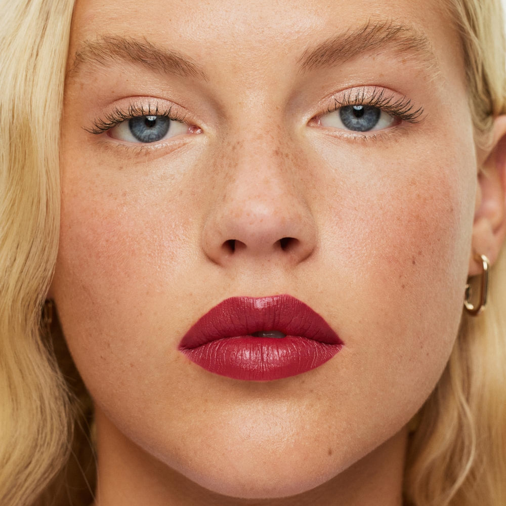 ILIA Lip Sketch formulation végane et sans cruauté respectueuse de la peau.