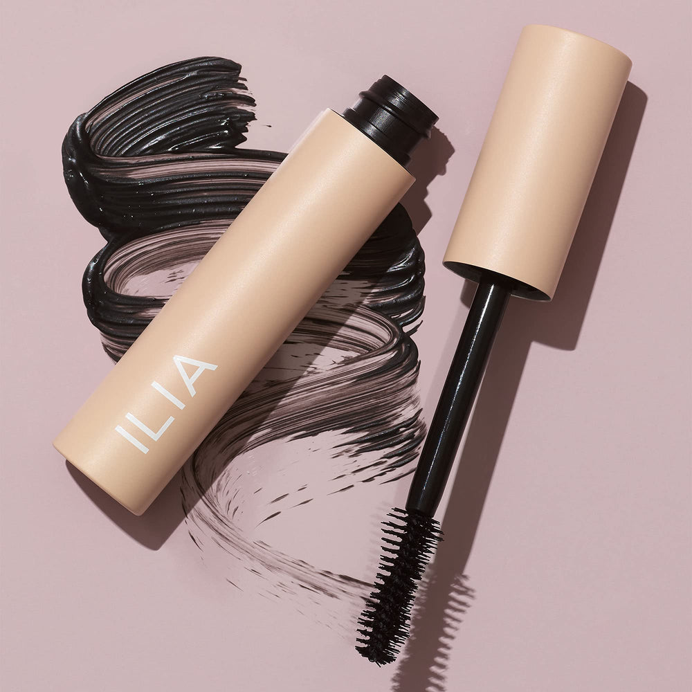 ILIA Mascara sans-parfum: expérience hypoallergénique et agréable