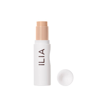 ILIA Skin Rewind - application visage: teint homogène et rapide.