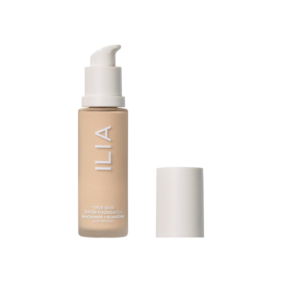 ILIA True Skin Serum Foundation en bote, acabado ligero y piel natural.