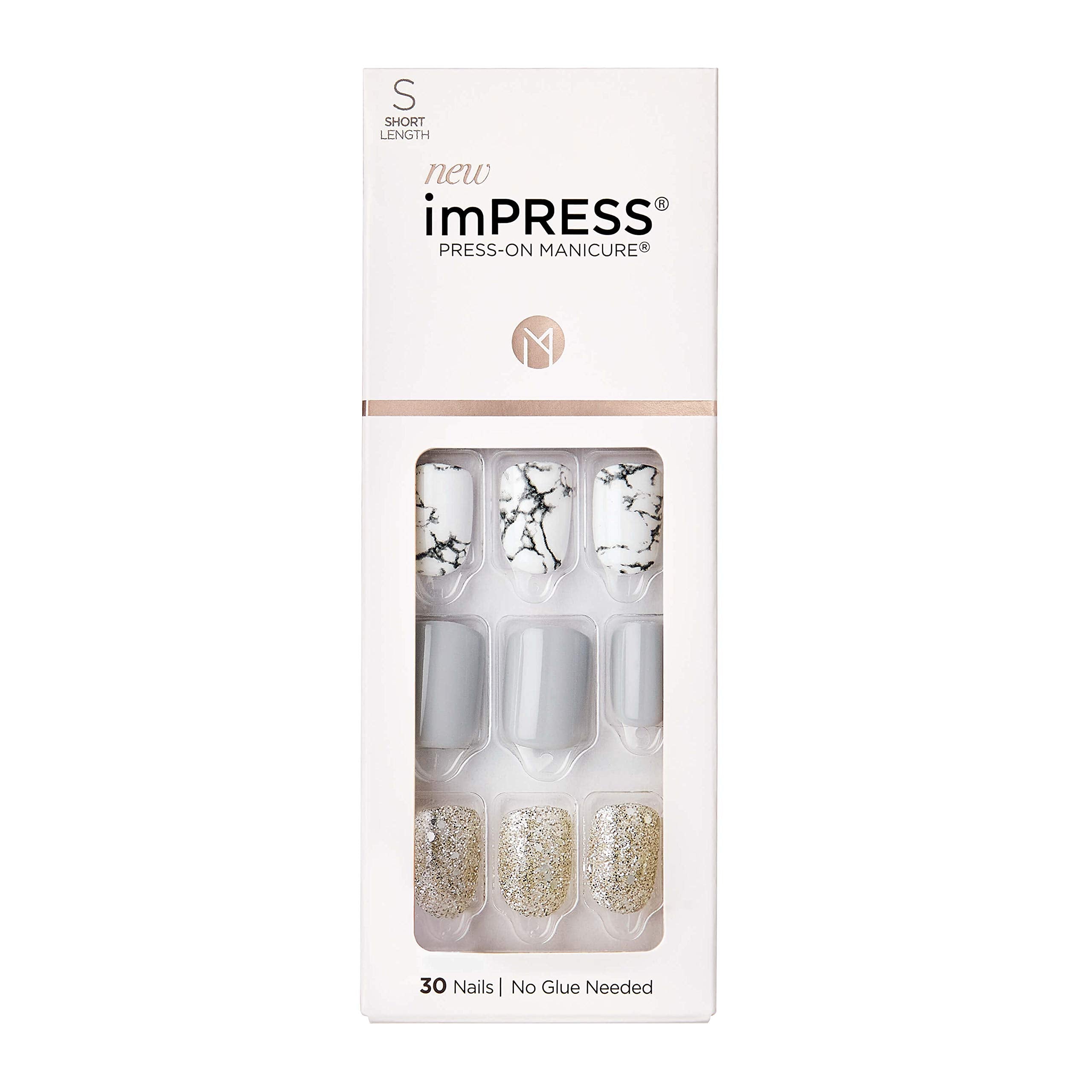 Uñas imPRESS pegadas gris corto con forma cuadrado-ovalado para manicura rápida.