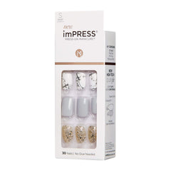 Kit imPRESS incluye 30 uñas, toallita de preparación, lima mini y palito para cutícula.