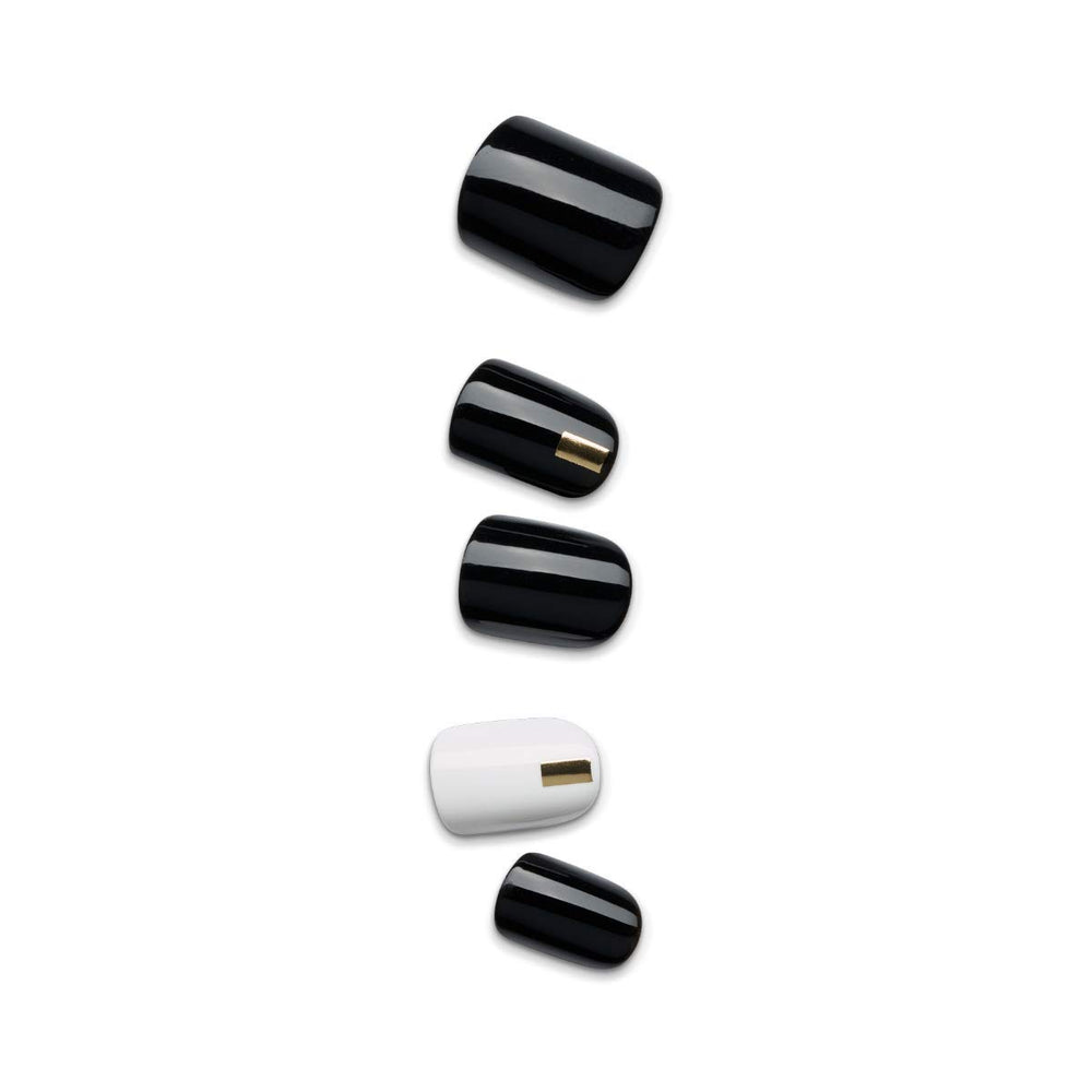 Kit imPRESS con toallita preparadora, lima y palo para manicura casera.