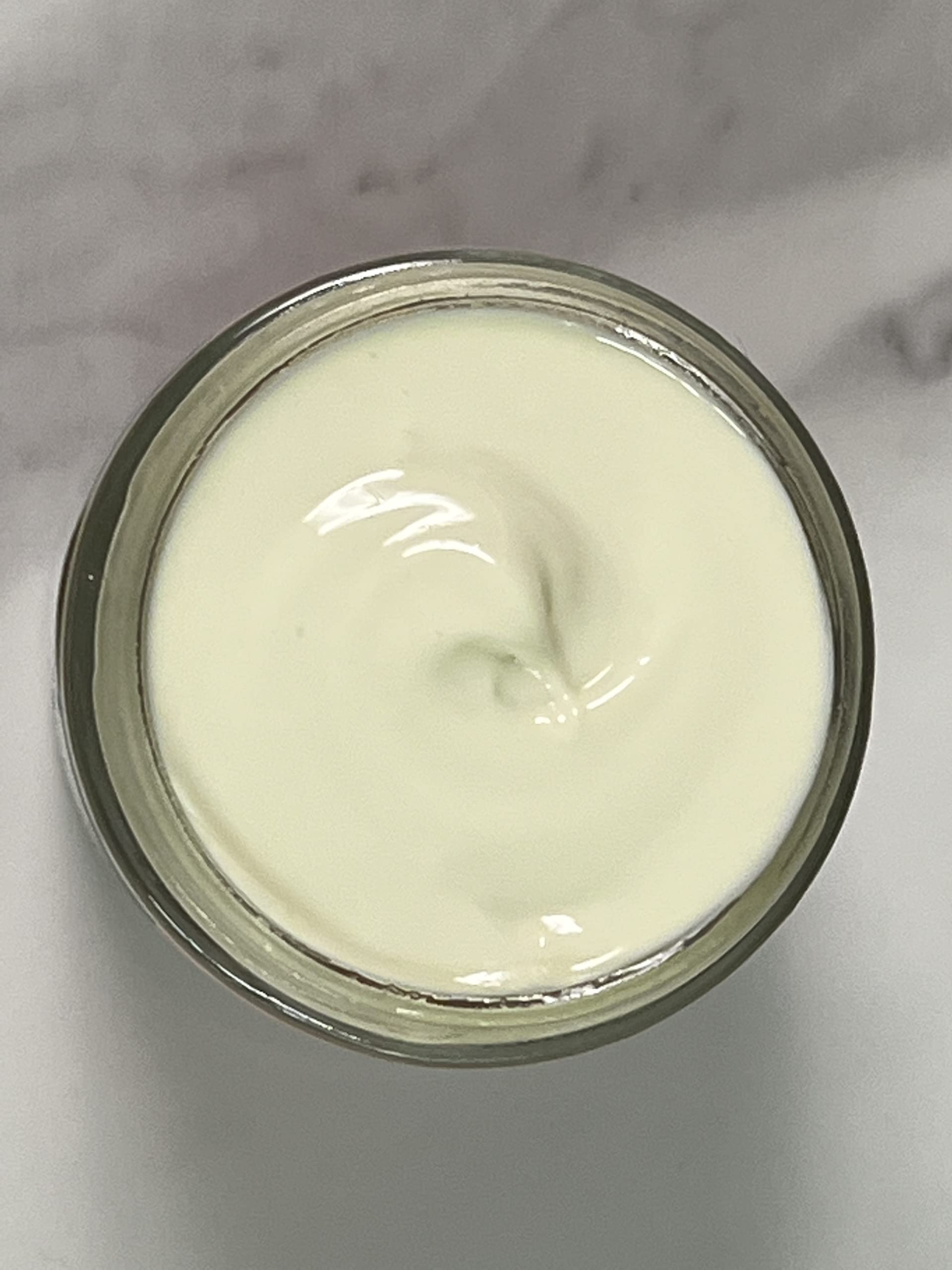 Rutina diaria con Love Your Face Cream para cuidado constante.