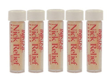 Infalab Nick Relief polvo hemostático para cortes menores, útil en afeitado diario.