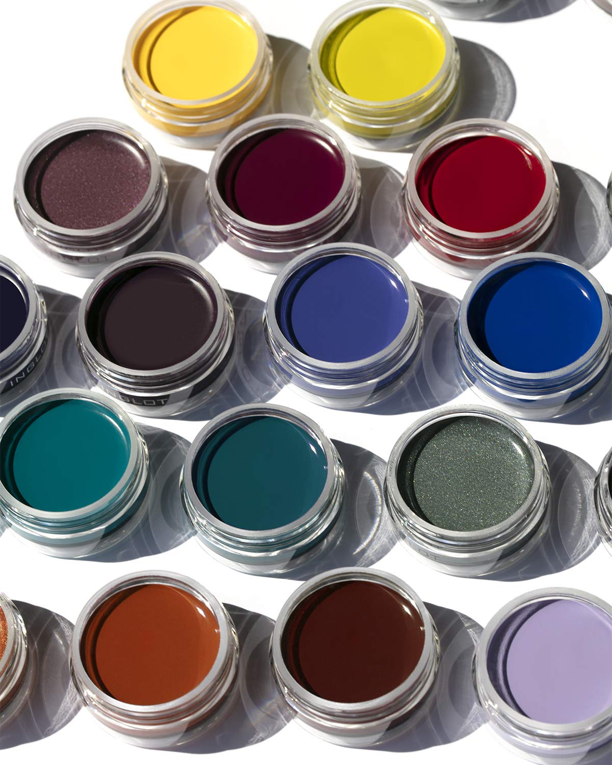 Inglot AMC Delineador Gel de alto pigmento, secado rápido y sin manchas
