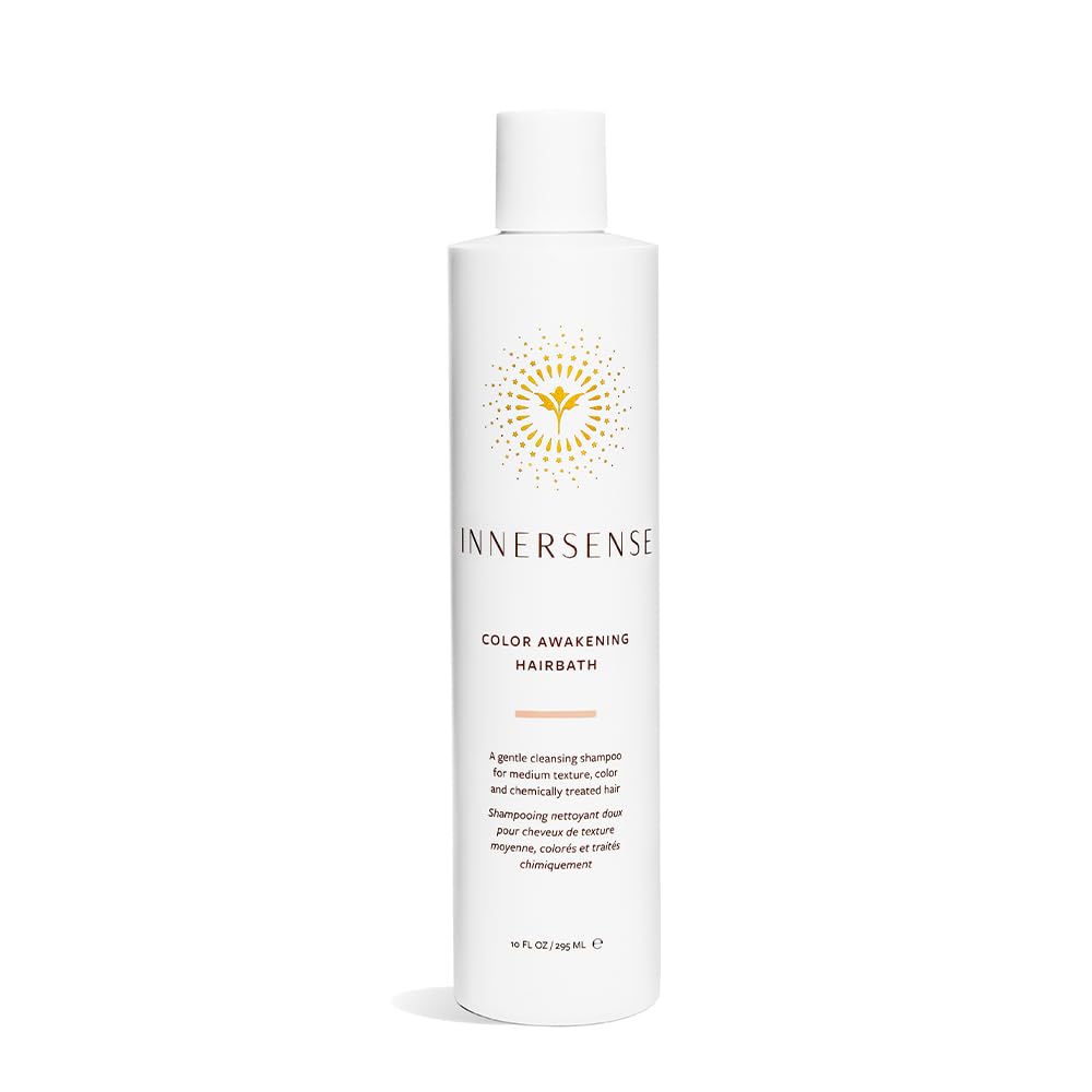 INNERSENSE champú orgánico en botella para cabello con color y textura media.