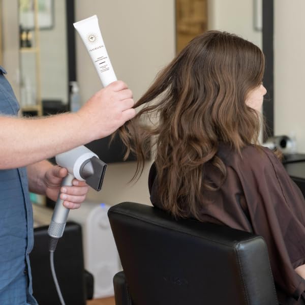 Ingredientes naturales baobab y frangipán en INNERSENSE Serenity para cabello