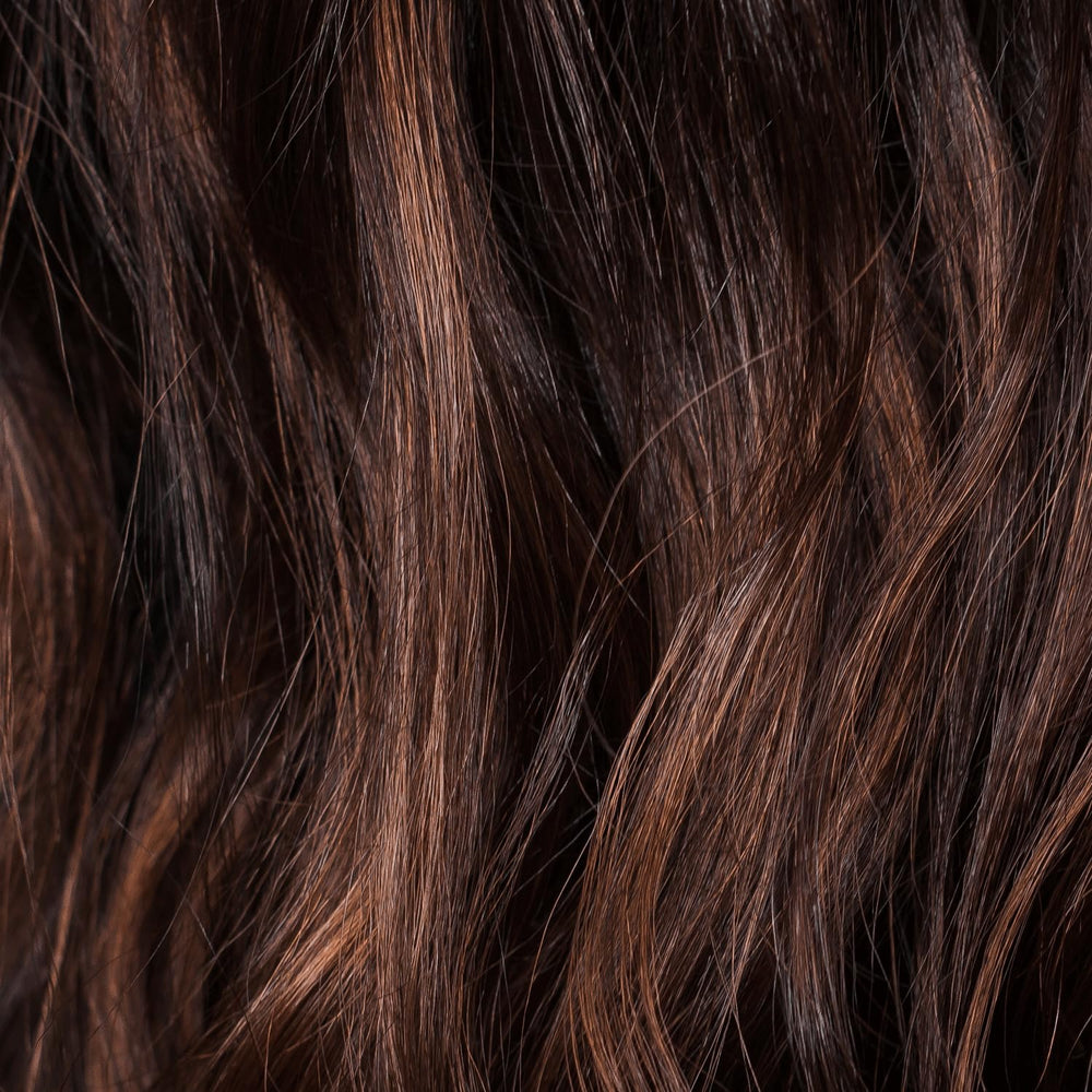 Ion Permanent Creme Color 4N tono marrón medio para aspecto natural.