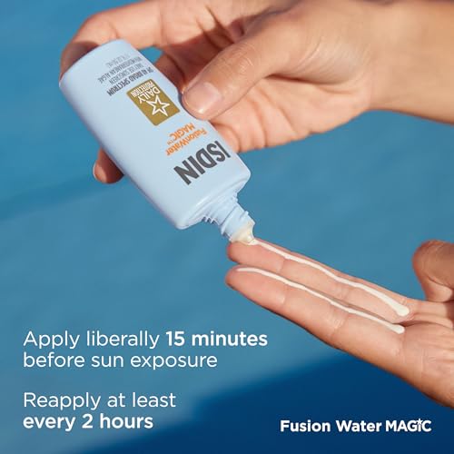 ISDIN Fusion Water MAGIC protección frente luz azul e infrarrojo.