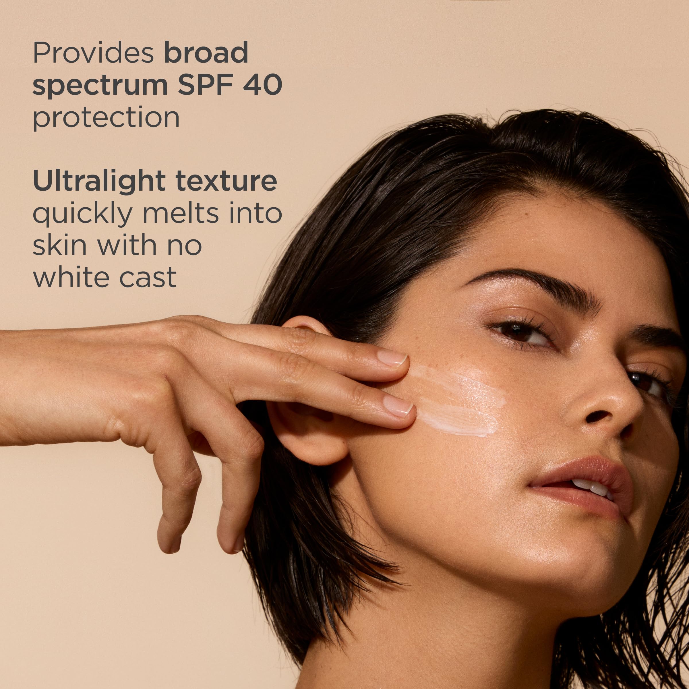 ISDIN Fusion Water MAGIC textura ligera y cobertura invisible para todo tipo de piel.