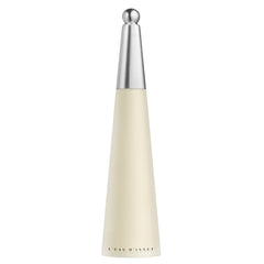 Issey Miyake L'Eau d'Issey, botella cristalina para una sensación fresca y elegante.