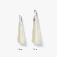 Issey Miyake L'Eau d'Issey, loto y rosa ofrecen un aroma floral equilibrado.