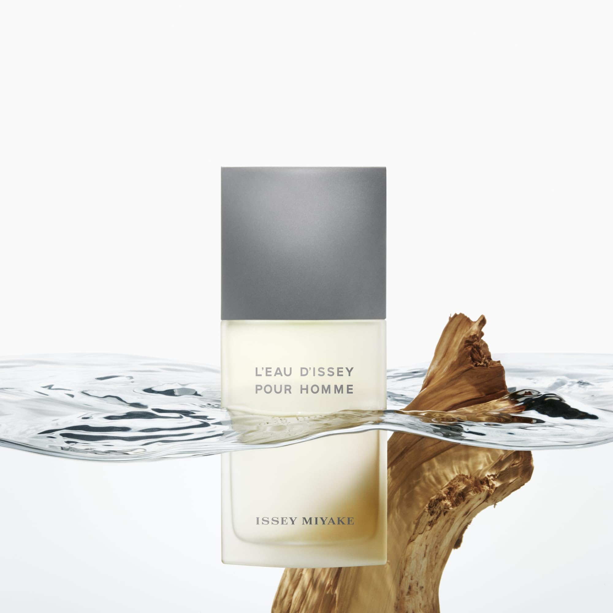 Issey Miyake L'Eau d'Issey Pour Homme, aroma fresco para el día a día.