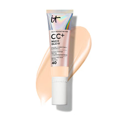 IT Cosmetics CC+ Nude Glow cobertura media y acabado natural.