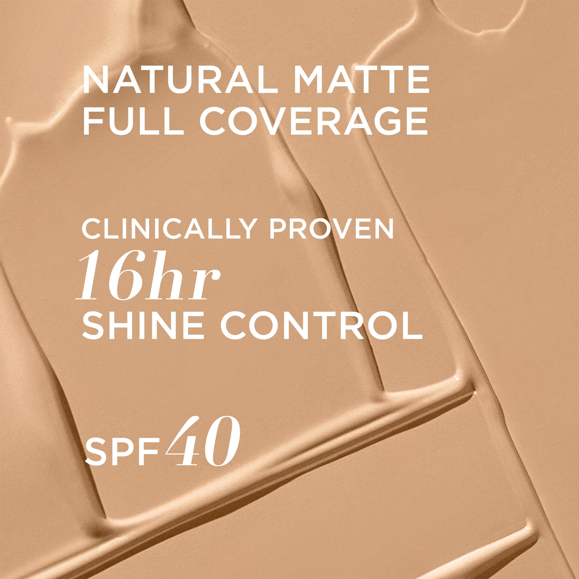 aplicación de la CC+ Natural Matte en la piel con acabado mate