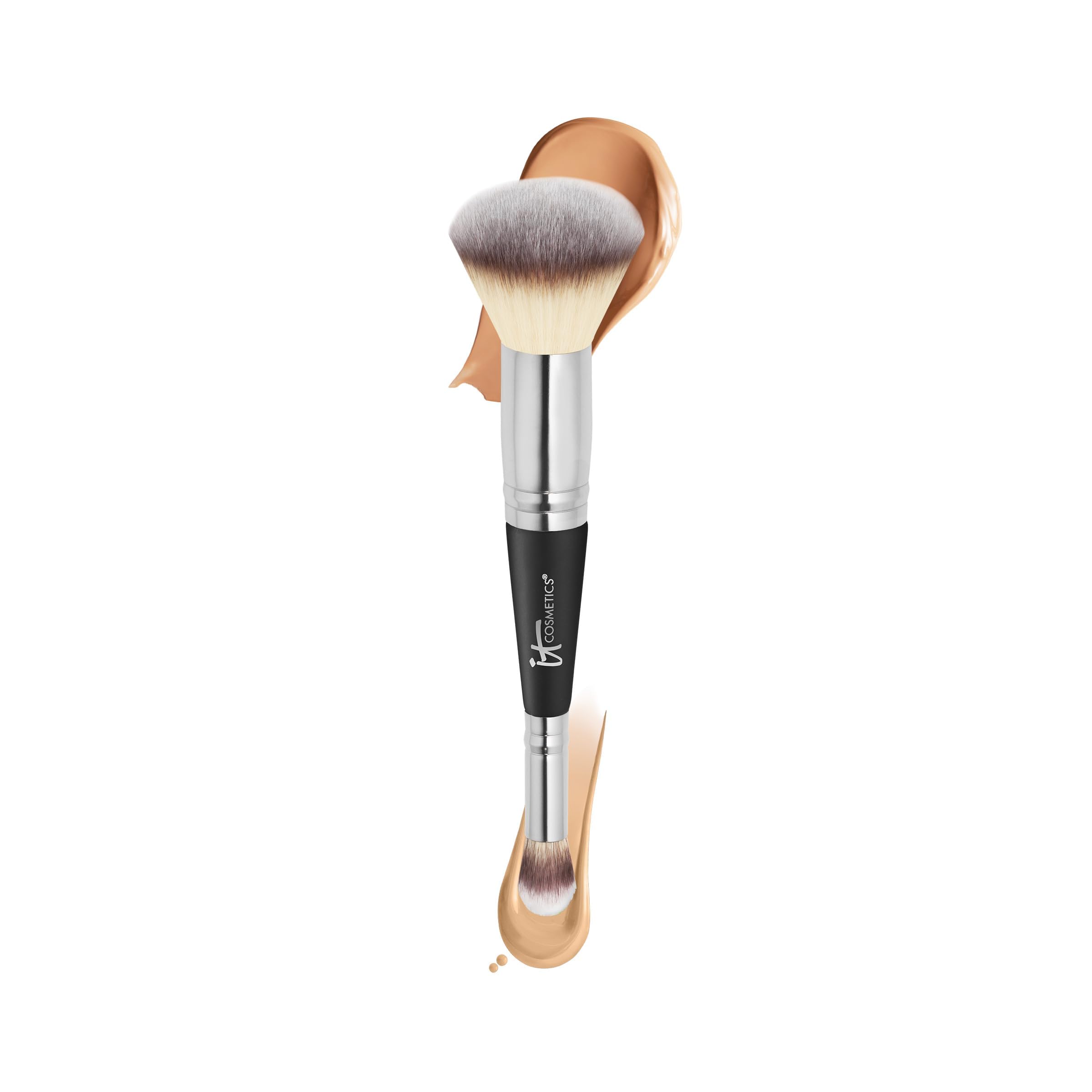 IT Cosmetics Heavenly Luxe Complexion Perfection Brush #7 para aplicación suave de base.