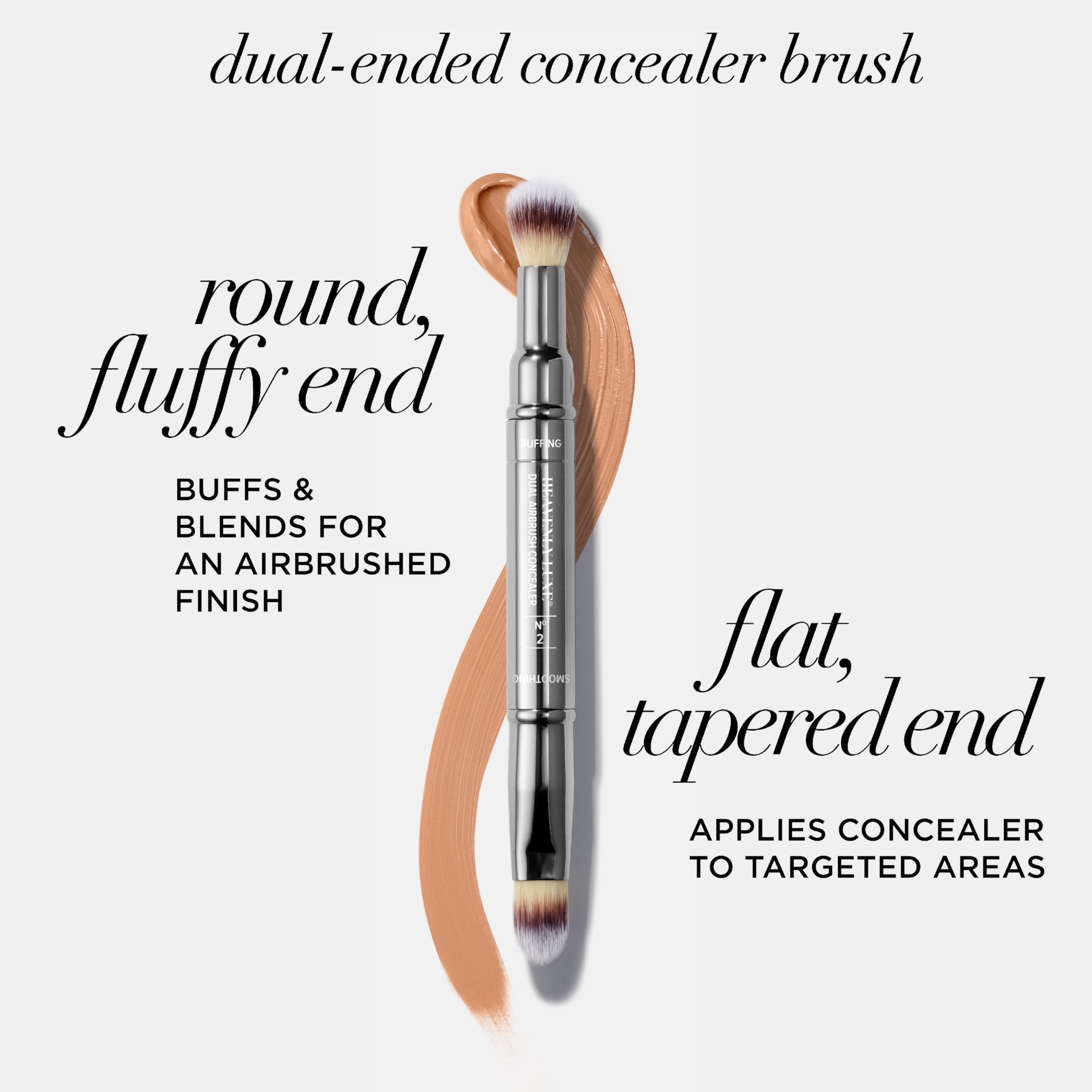 IT Cosmetics Heavenly Luxe Dual Airbrush Concealer Brush #2, extremo plano para cobertura amplia y uniforme.