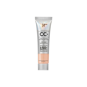 IT Cosmetics CC+ Travel, botella con bomba, hidratación y cobertura duradera para el tono natural.
