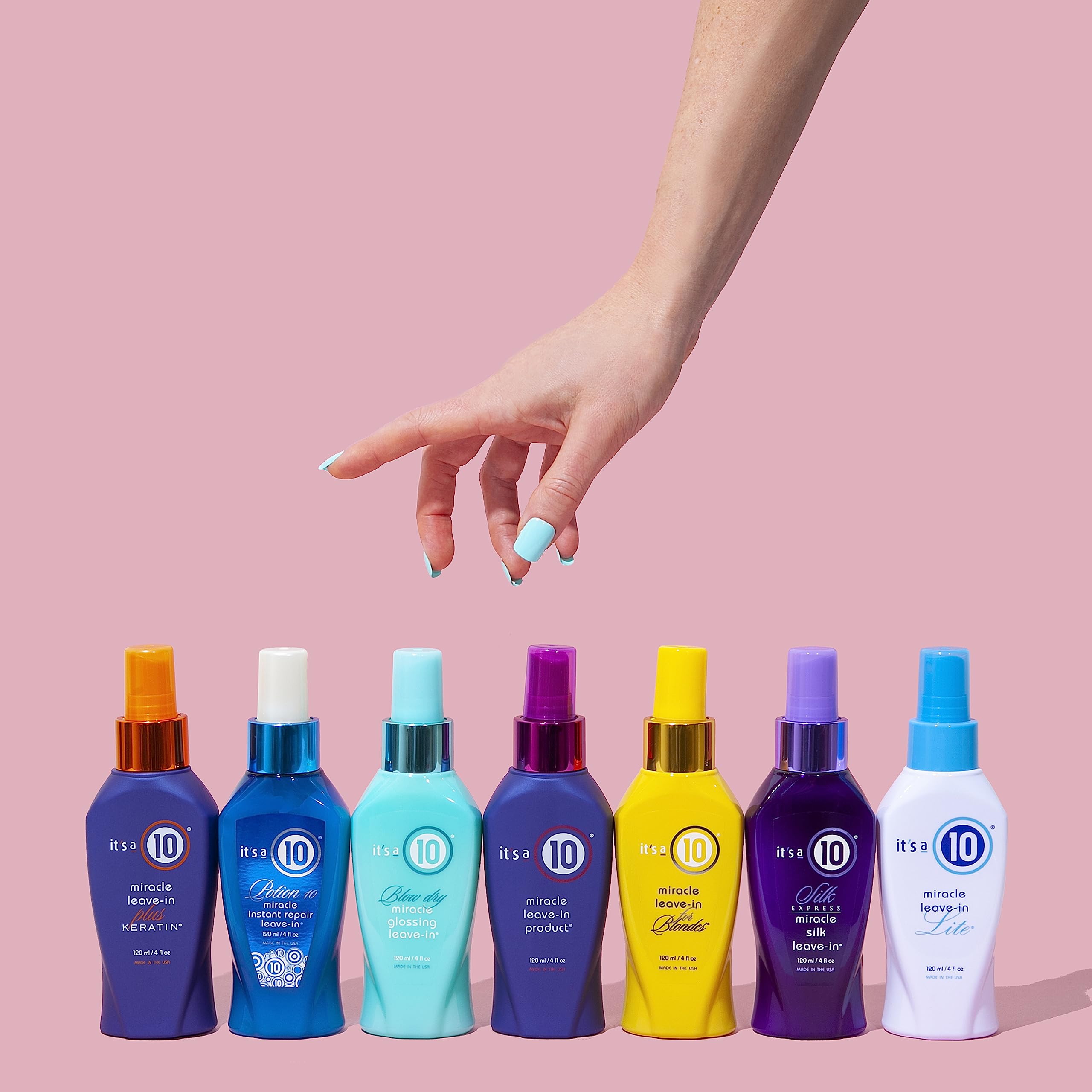 Mousse généreuse pour laver en douceur avec Miracle Moisture It's a 10 Haircare.