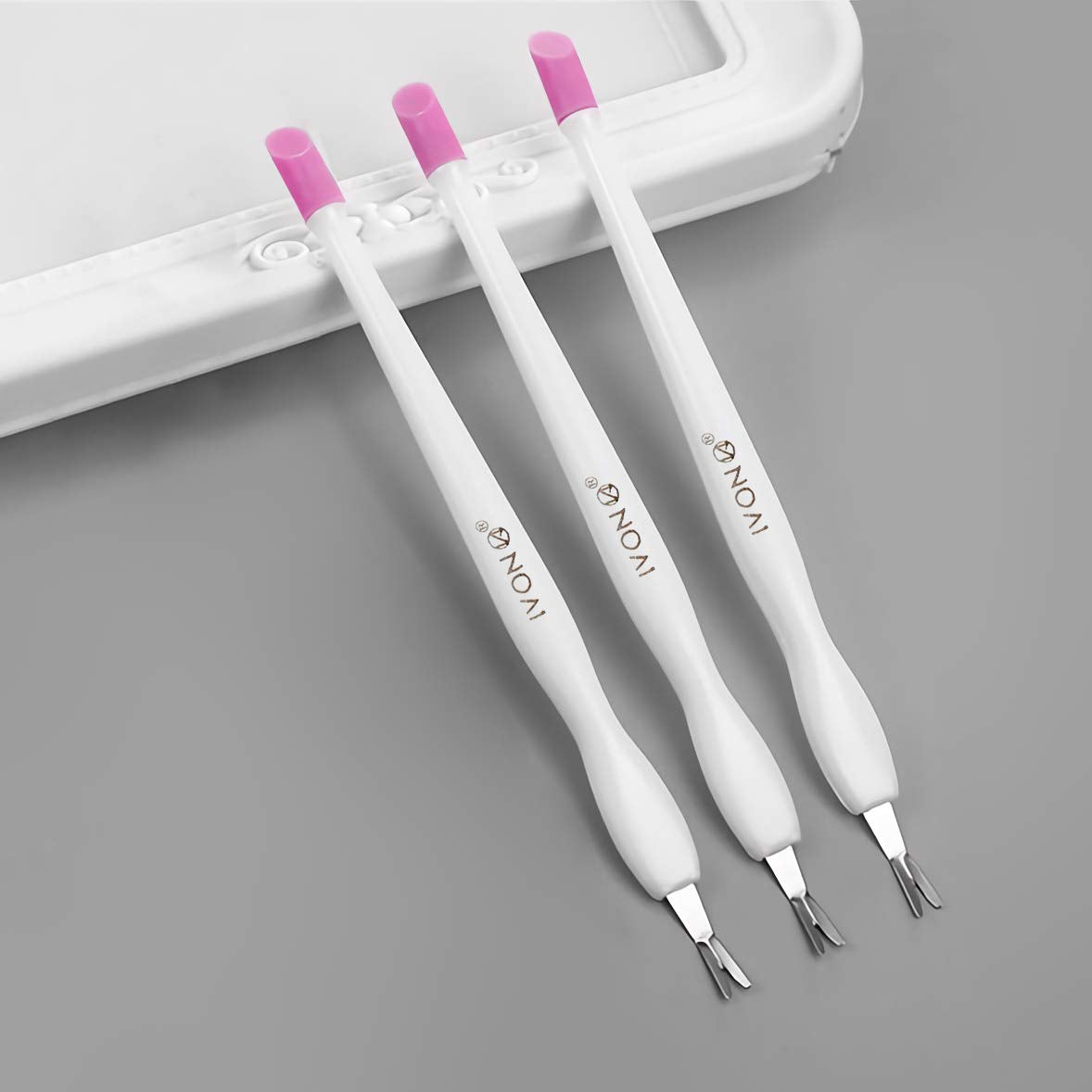 IVON pack de tres empujadores, práctico para uso diario y compartible.