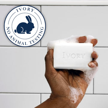 Ivory Jabon en barra Aloe, libre de colorantes para piel sensible.