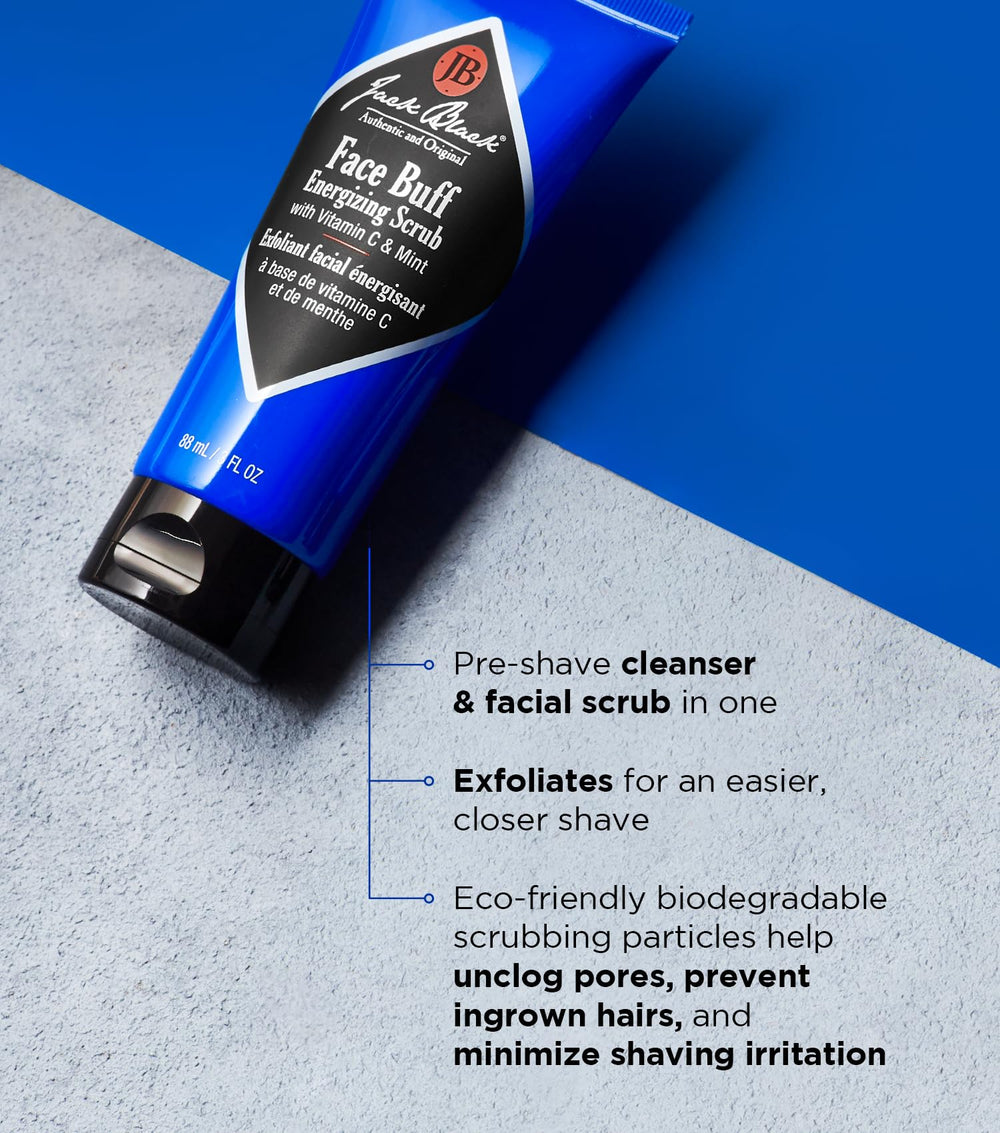 Bálsamo labial de Jack Black con antioxidantes y protección solar.