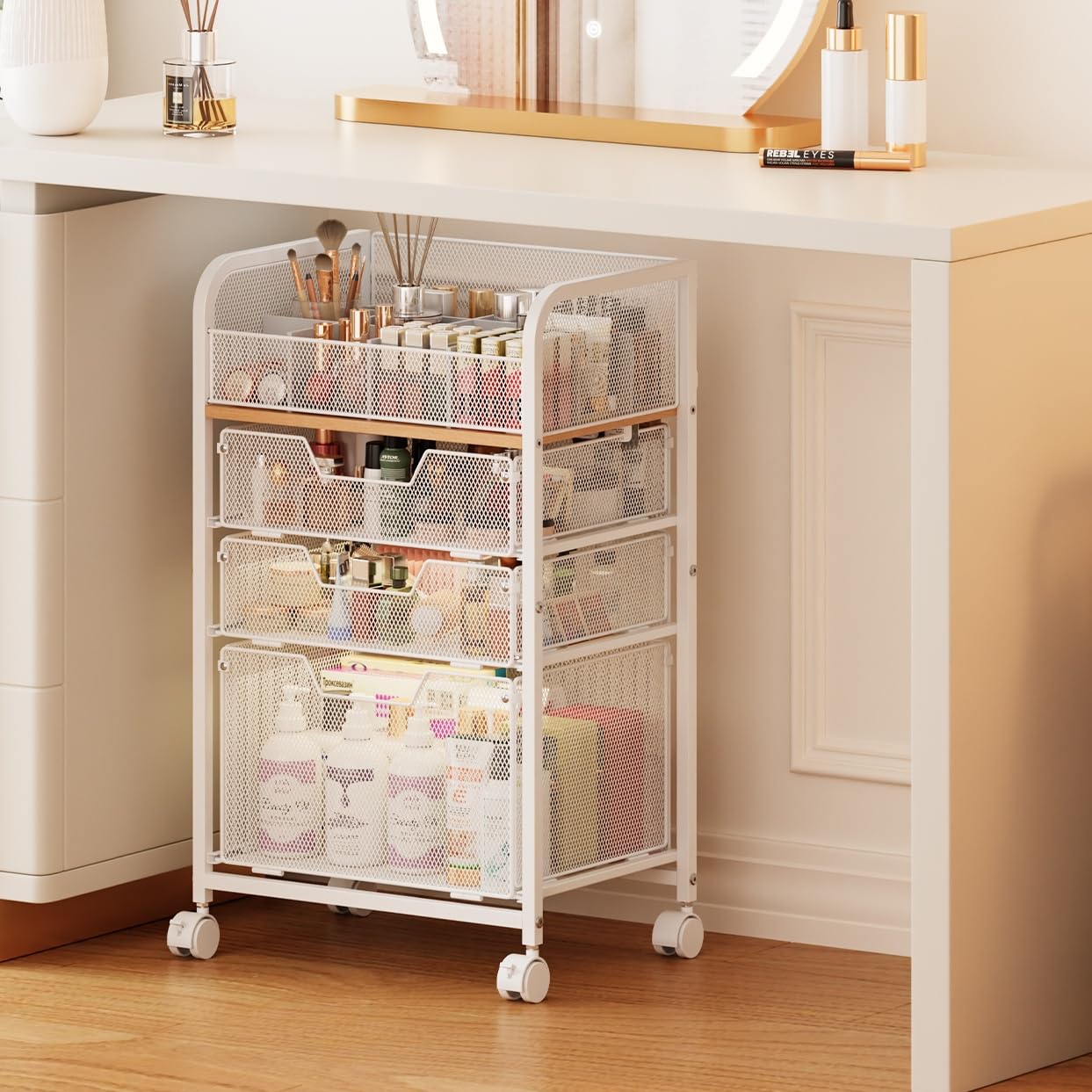 Carrito Jakyitvi de maquillaje con 4 niveles y divisores para organizar productos.