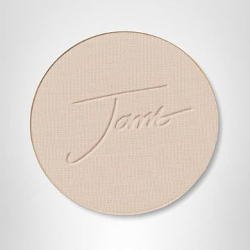 Jane Iredale PurePressed Base, acabado satinado para piel suave y uniforme.