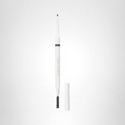 Look quotidien structuré avec PureBrow, fini net et naturel.