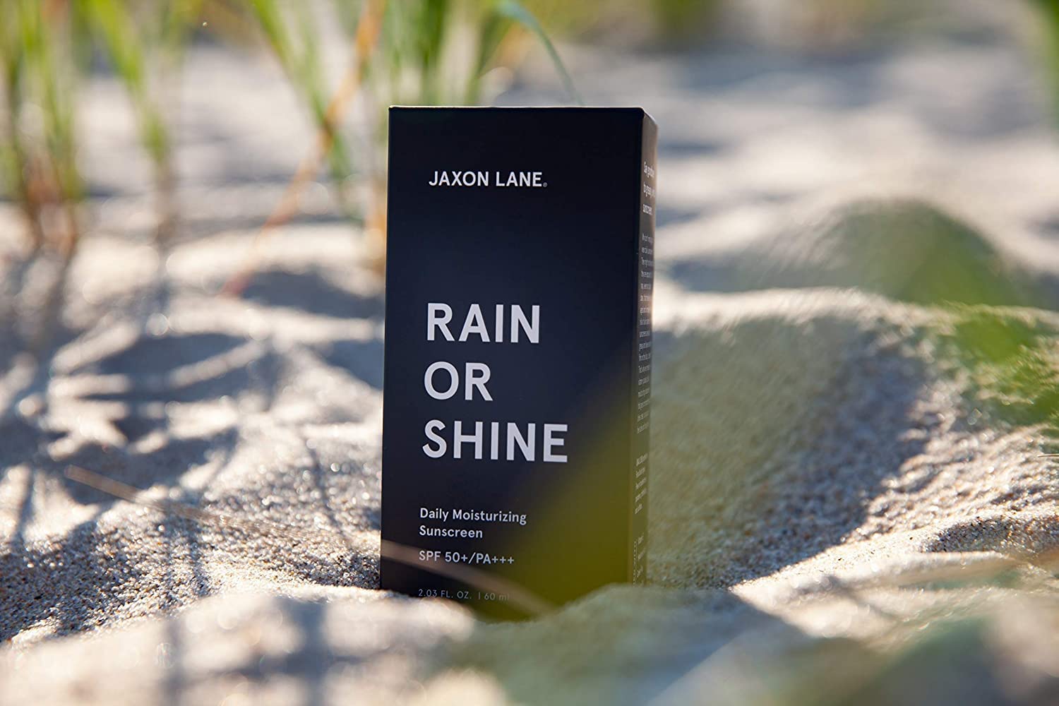 Rain or Shine, raiz-de-regaliz-tono-uniforme para unificar tono sin irritar.