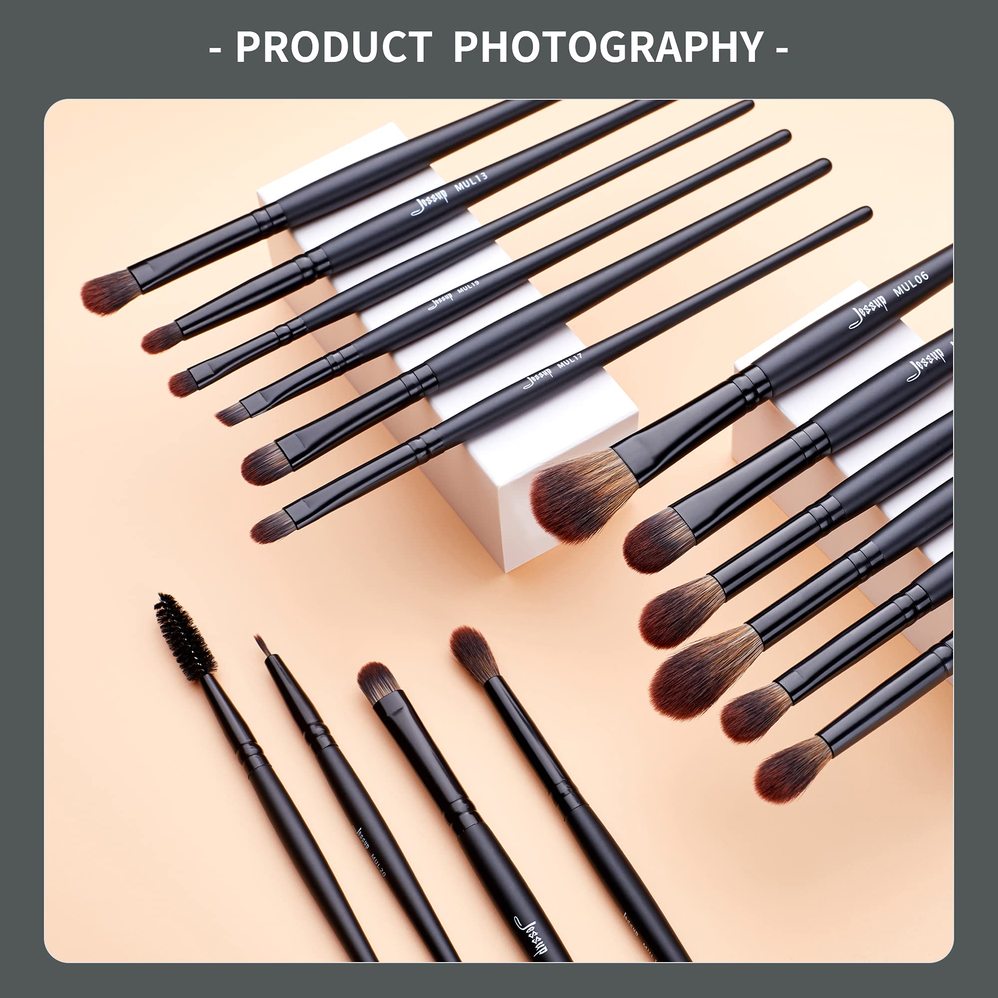 Spoolie Jessup pour définir les cils et les sourcils