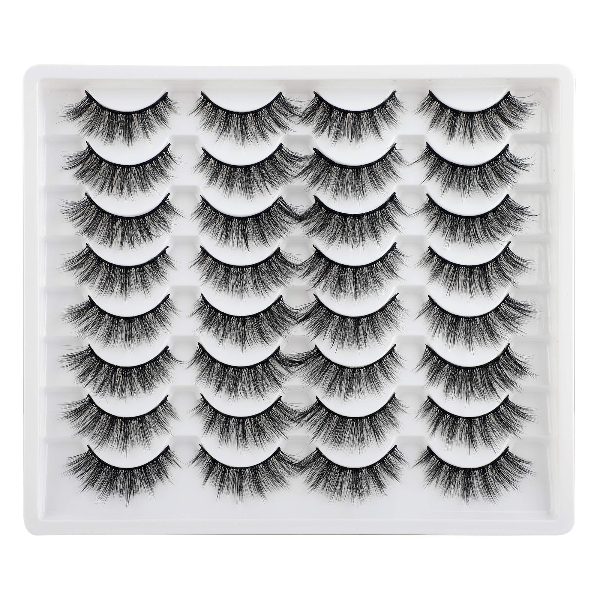 Pestañas Jimire con efecto ojo de gato esponjosas para un look suave.
