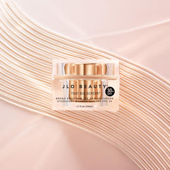 JLO BEAUTY SPF30: regaliz-raíz y antioxidantes para tono más uniforme