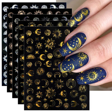 JMEOWIO: diseño lunar-estrella-sol en uñas para un aspecto brillante.