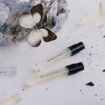 Jo Malone Conjunto de Muestras Viaje: prueba cinco fragancias en tamaño portátil.