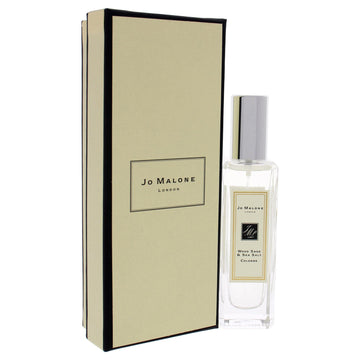 Jo Malone Wood Sage Sea Salt: notas marinas suaves para un aroma refrescante.