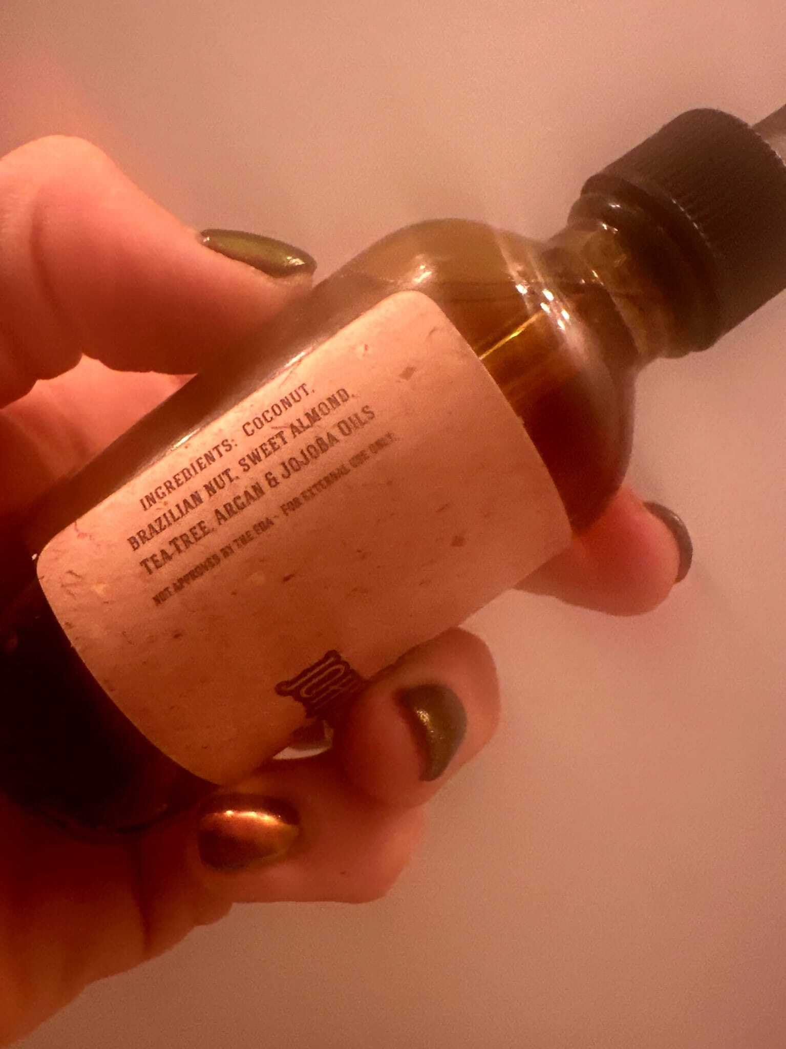 Johnny Slicks Aceite para barba: aplicación diaria para aliviar irritación y picor