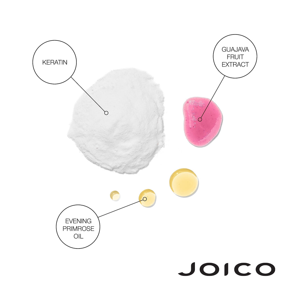 Shampoo Joico K-PAK, espuma cremosa para una limpieza suave.