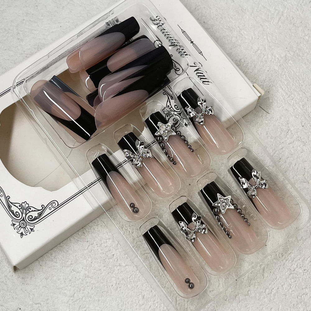Uñas Jremg Frances negro tono rosa piel para looks discretos