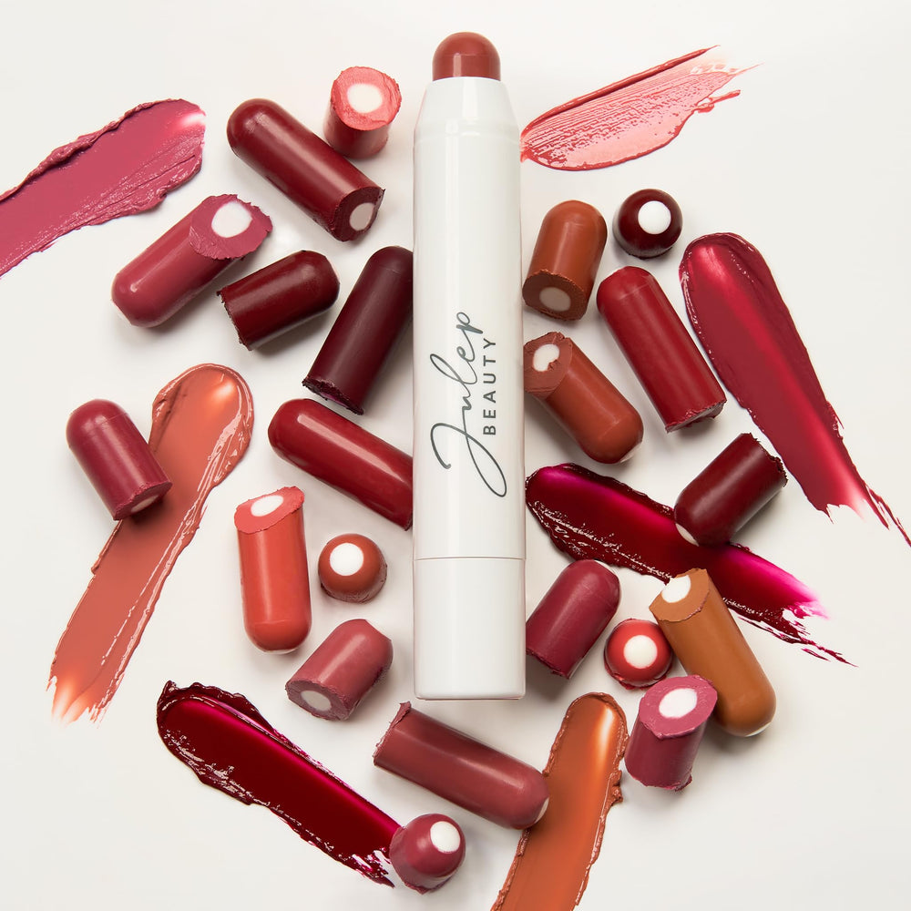 Tonación natural que realza labios con Julep Cashmere Nude