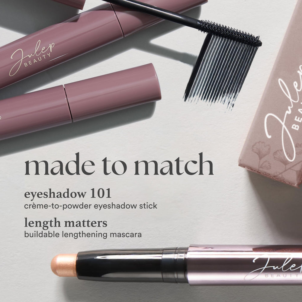 Look diario con verde esmeralda brillante gracias a Julep