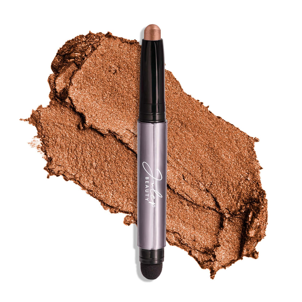 Sombra Julep 101 en formato lápiz, cobre brillante, acabado crema-polvo.
