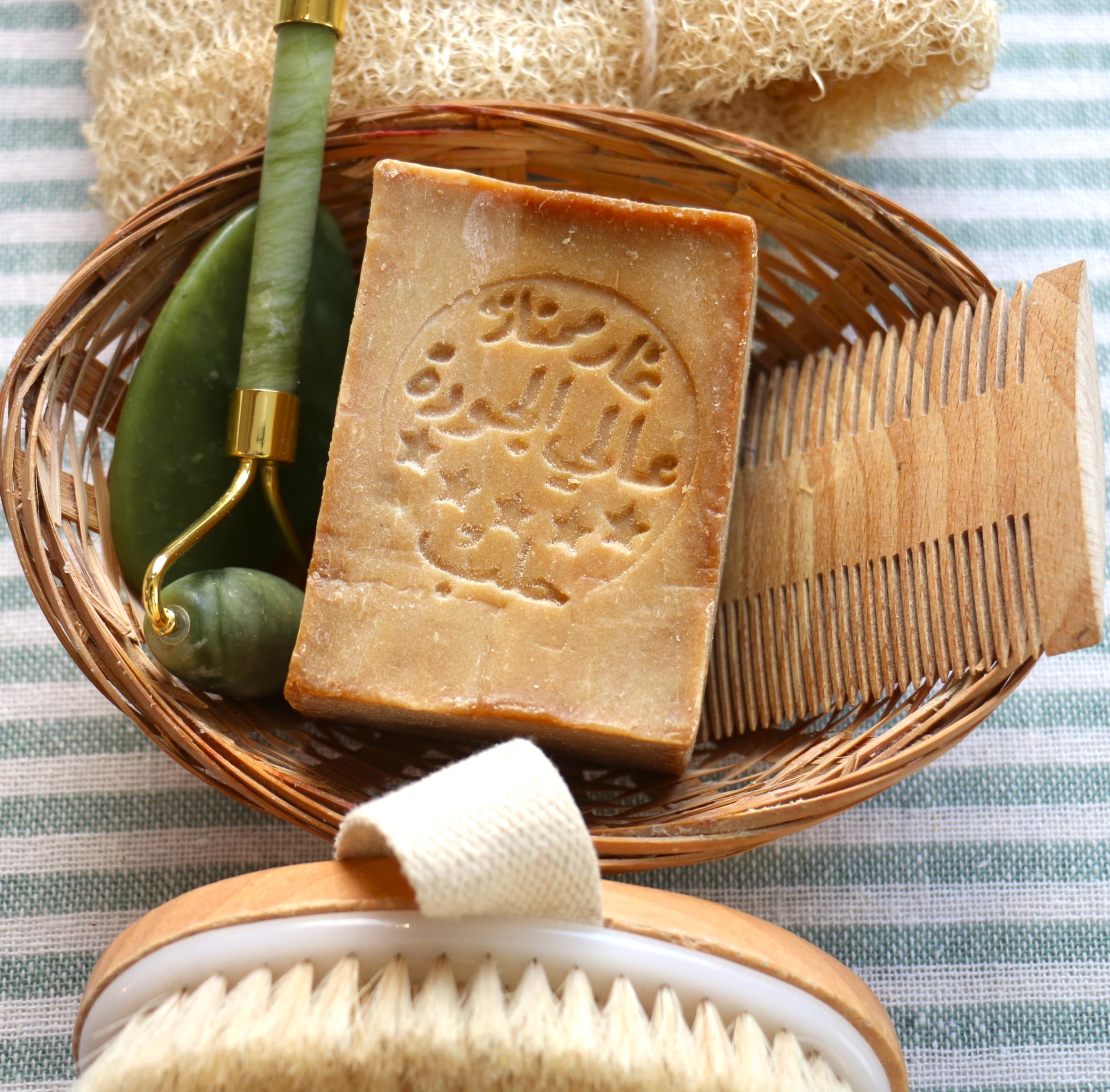 JUSIZA Aleppo Soap handmade traditional craft, natural and additive-free.