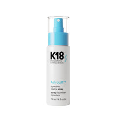 K18 AstroLift: bouteille de spray volume, démontrant une application facile et efficace.