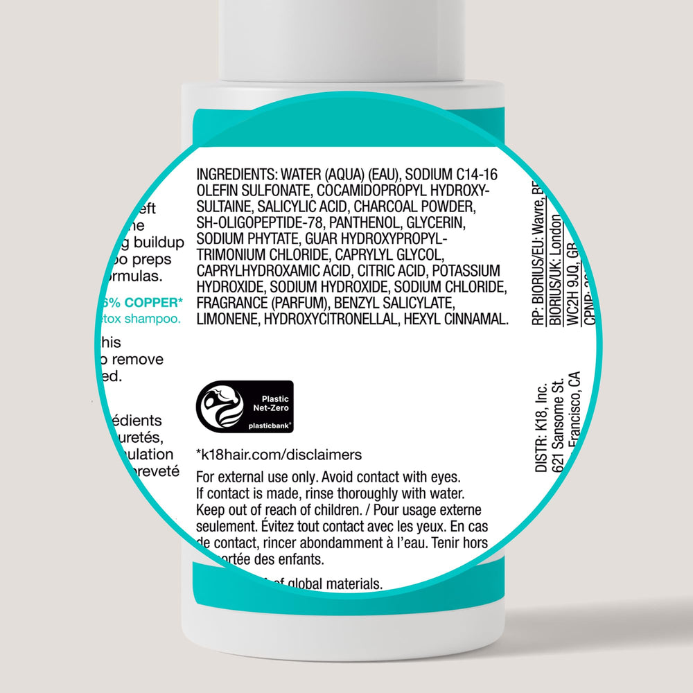 K18 PEPTIDE PREP cuero cabelludo limpio elimina aceites y residuos.