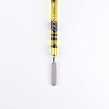 Uso diario y duradero del KADS, ideal para amantes del nail art.