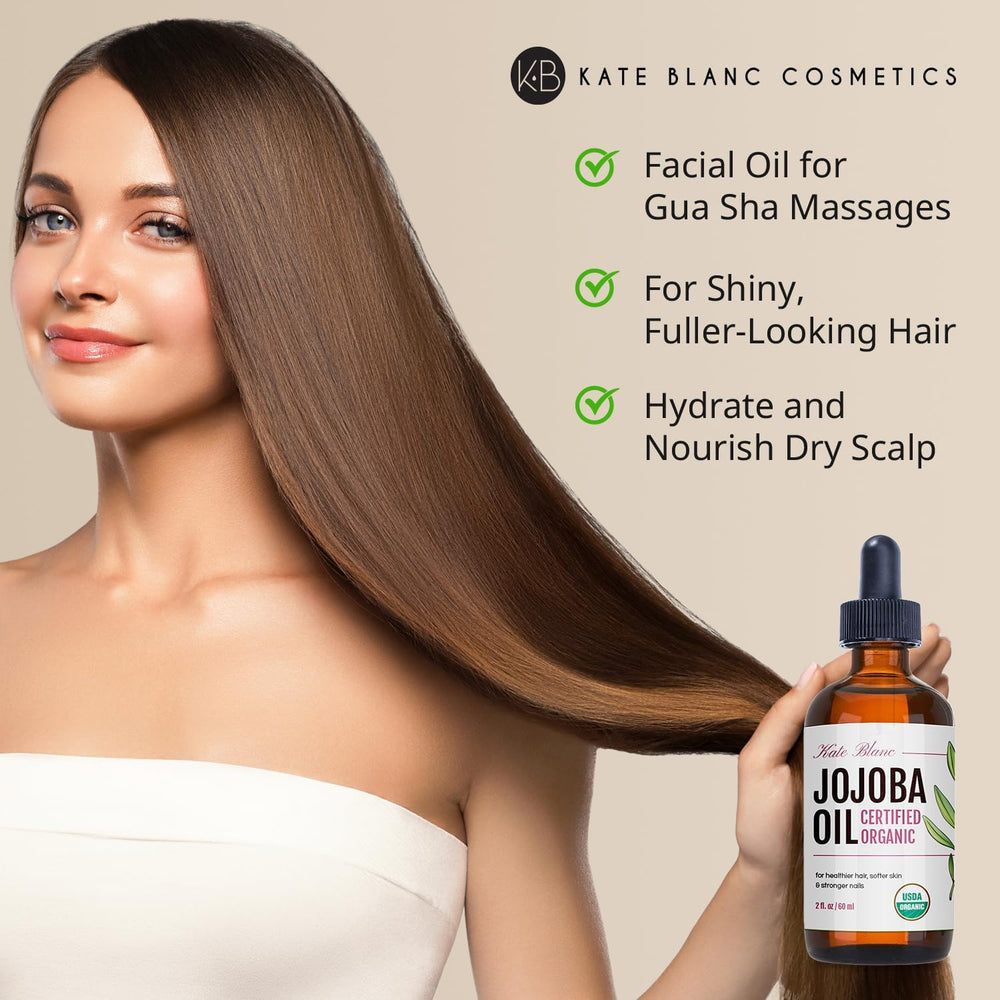 Aplicación en piel: aceite de jojoba de Kate Blanc se absorbe rápidamente.